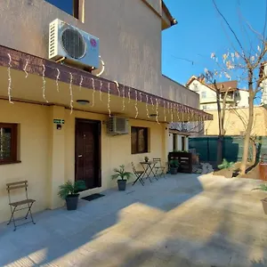 Ambiennt Guest house